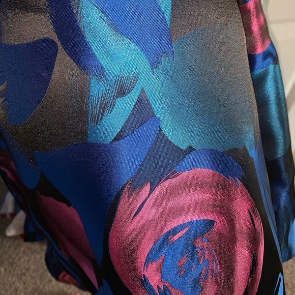 PROM DRESS ** GREAT CONDITION** WORN ONCE - Picture 7 of 9